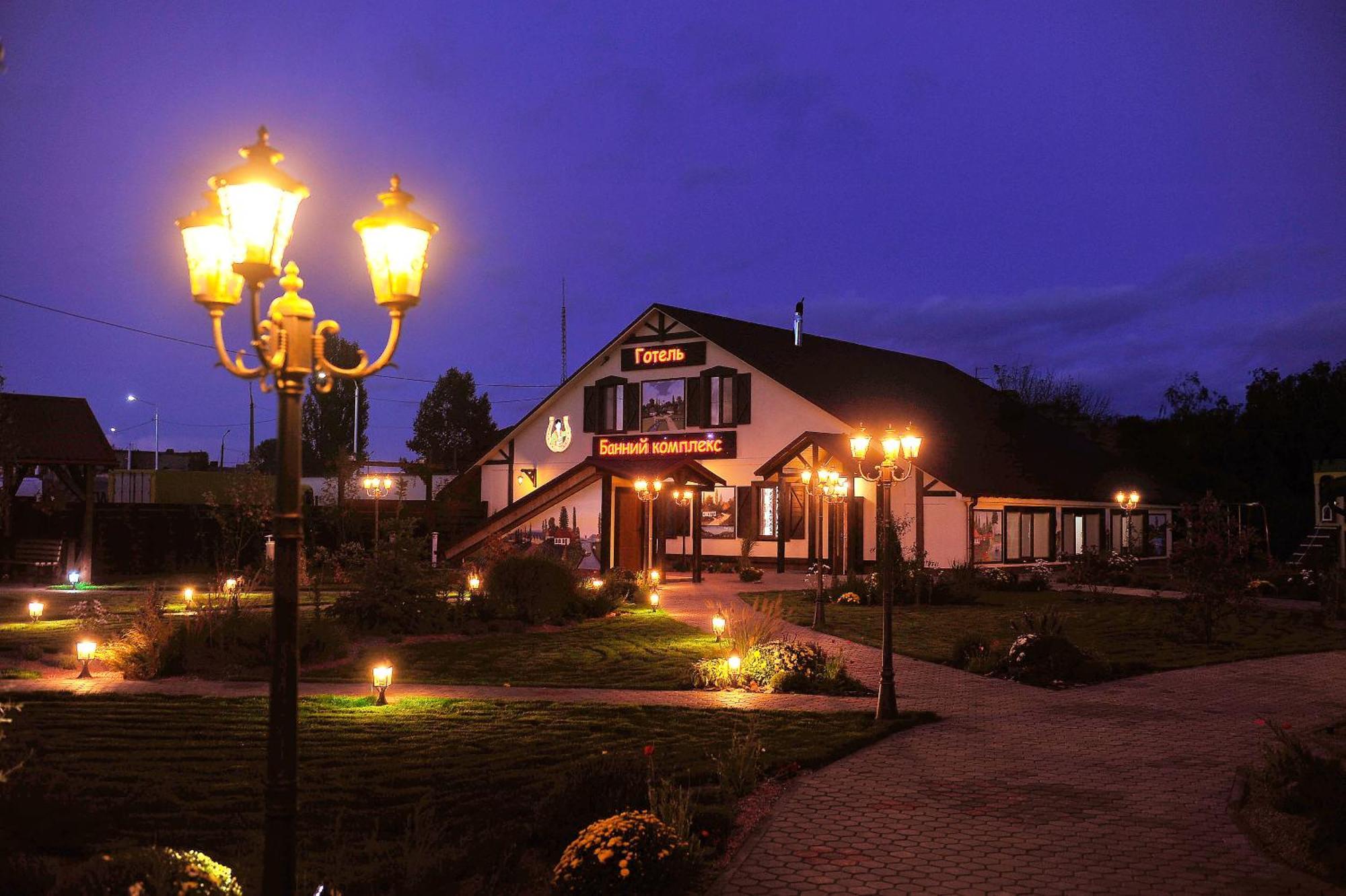 Козак Вакула Hotel Kozelets Ngoại thất bức ảnh
