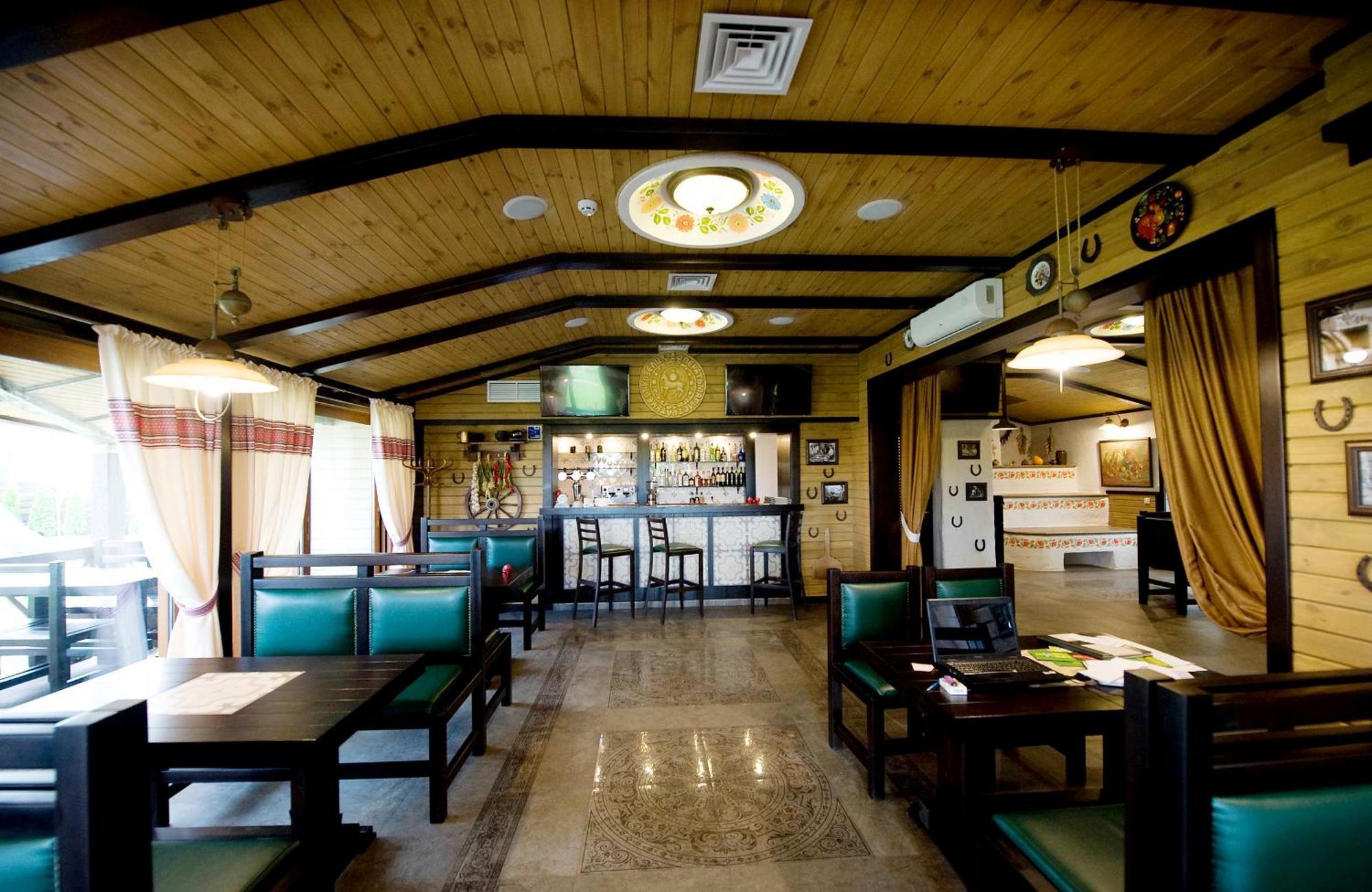 Козак Вакула Hotel Kozelets Ngoại thất bức ảnh
